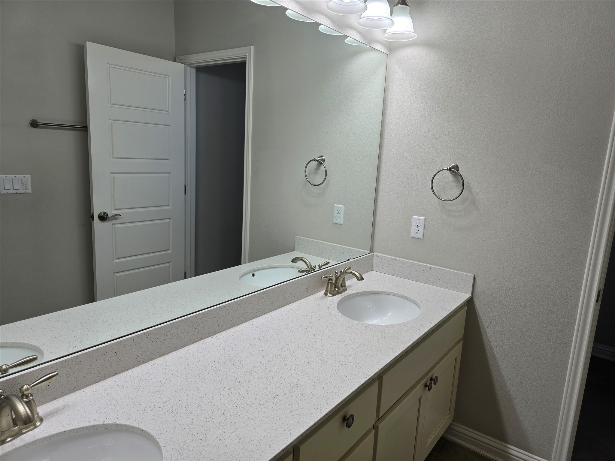 13800 Lyndhurst Street, Unit 233 Austin, TX 78717 - Photo 23 of 38 a bathroom with a sink and a mirror