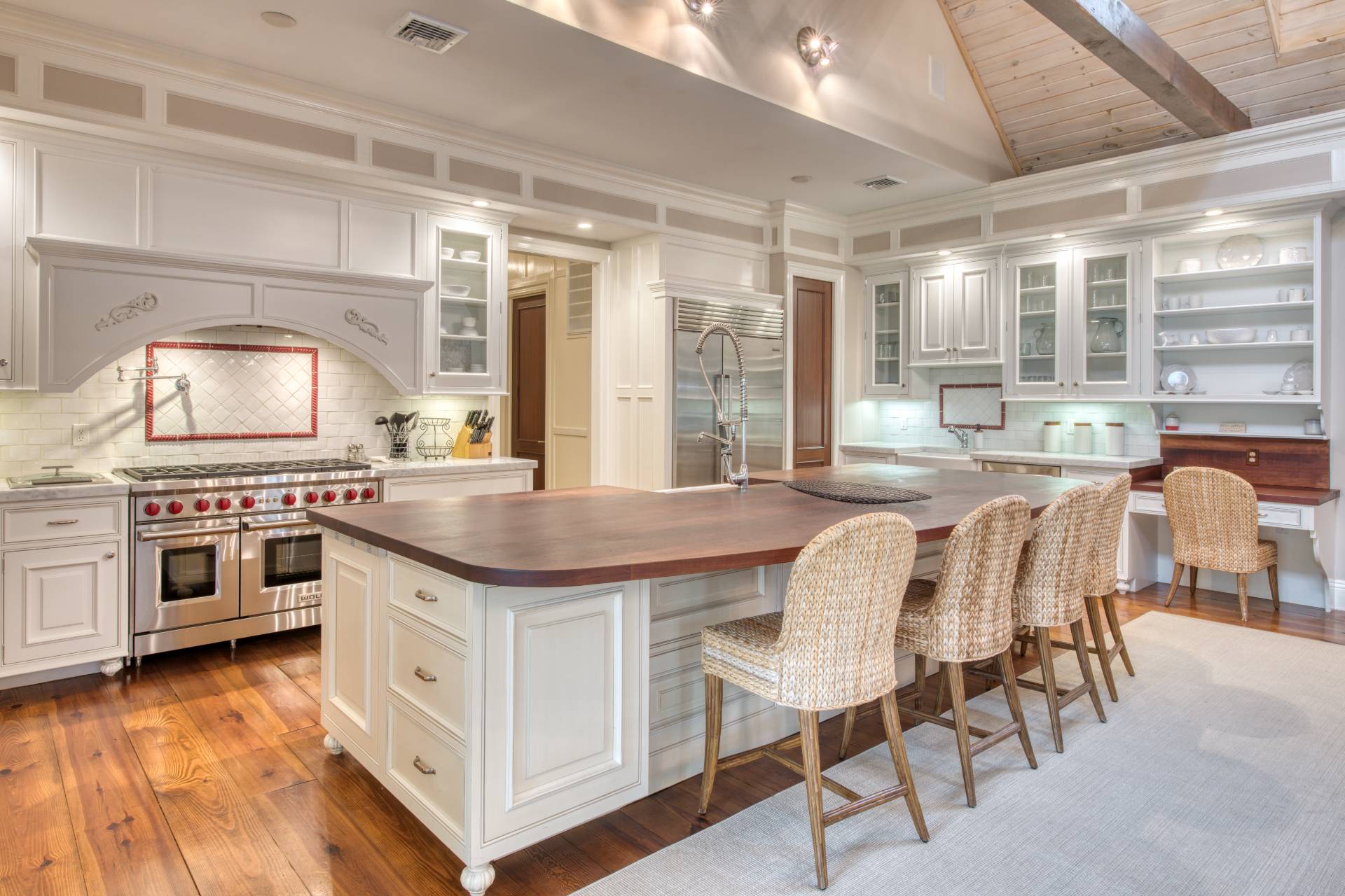 17 Jericho Road East Hampton, NY 11937 - Photo 7 of 37
