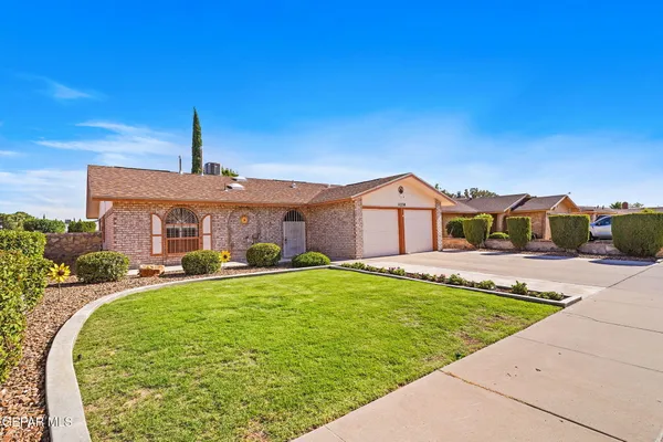 $264,900 | 11230 Red Hawk Lane, El Paso, TX 79936