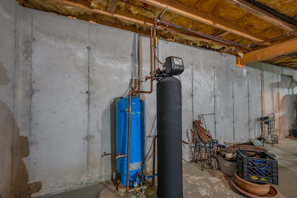 7 Barnside Lane Sandwich, MA 02563 - Photo 32 of 41