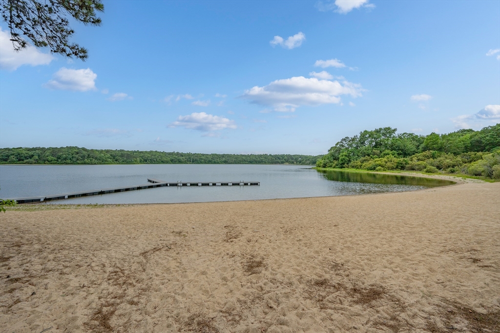 7 Barnside Lane Sandwich, MA 02563 - Photo 36 of 41