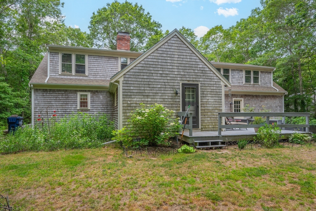 7 Barnside Lane Sandwich, MA 02563 - Photo 5 of 41