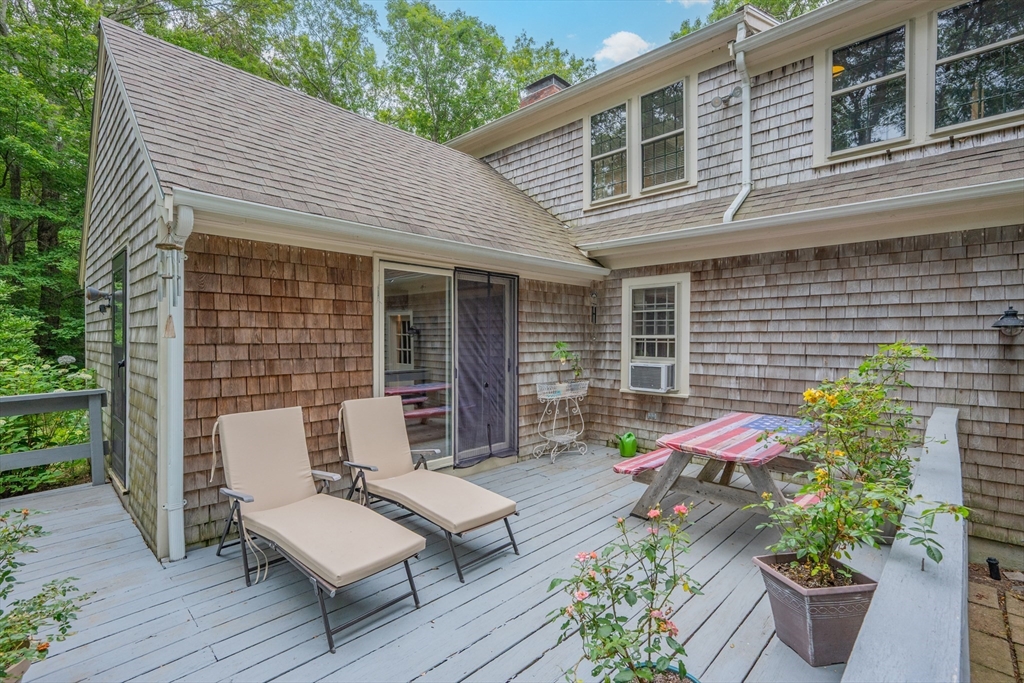 7 Barnside Lane Sandwich, MA 02563 - Photo 8 of 41