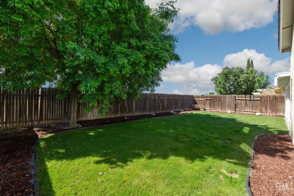 $395,000 | Undisclosed Address, Bakersfield, CA 93312