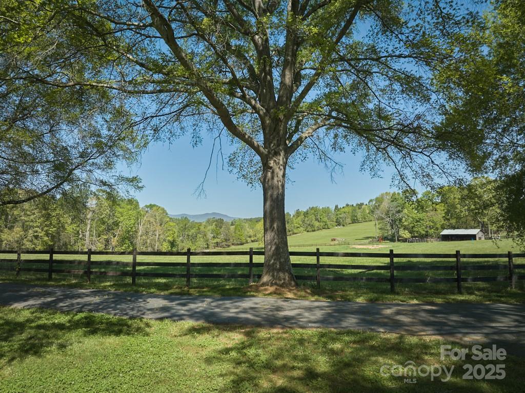 820 Phillips Road Columbus, NC 28722 - Photo 7 of 32 a view of a park