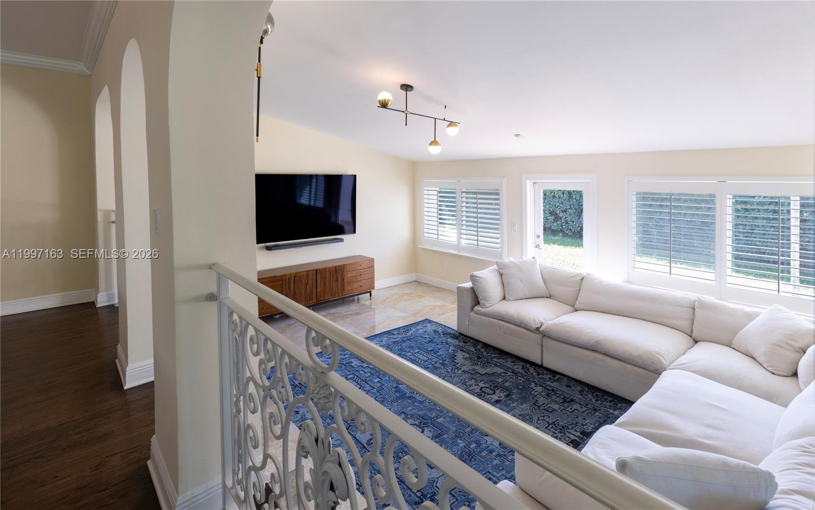 429 Deer Run Miami Springs, FL 33166 - Photo 13 of 41