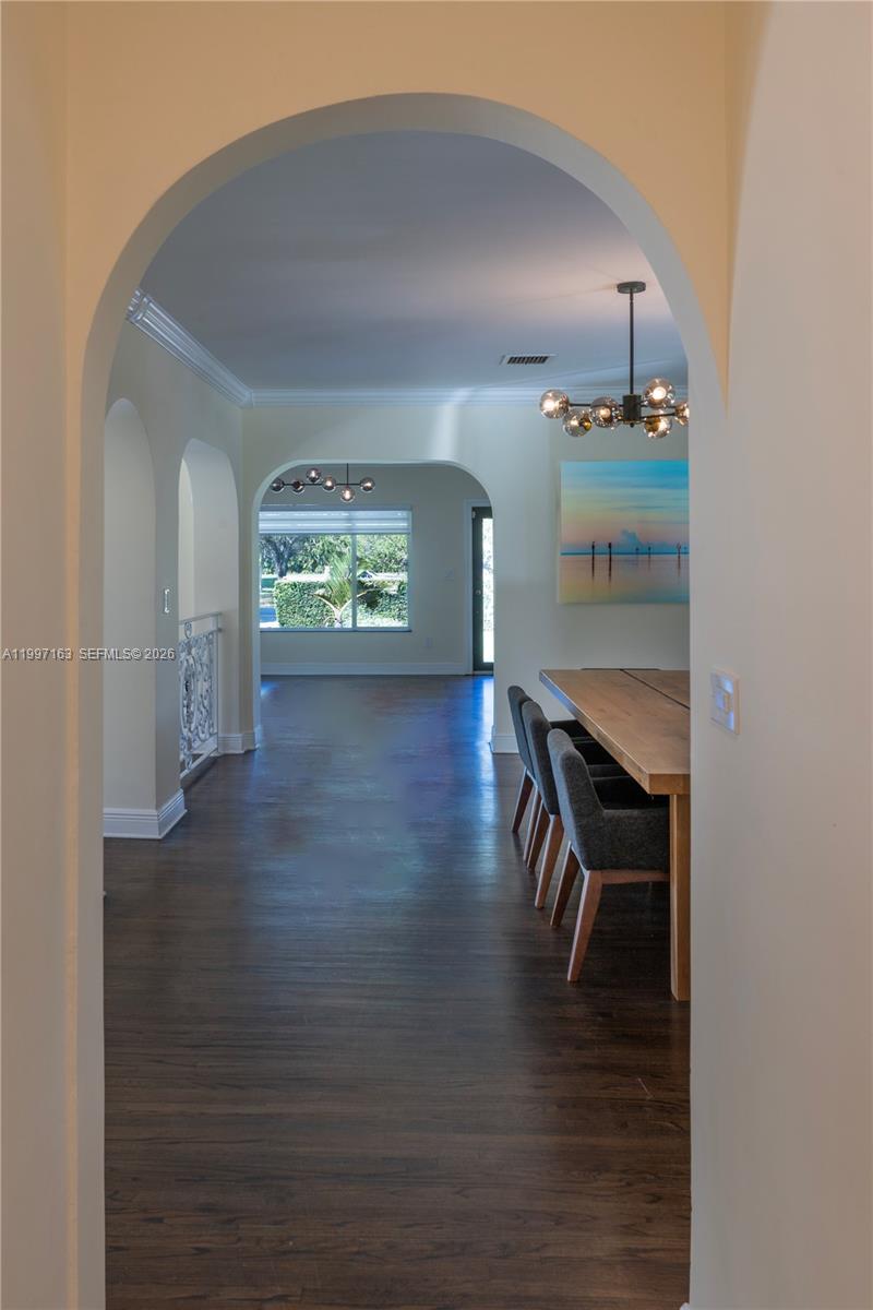 429 Deer Run Miami Springs, FL 33166 - Photo 18 of 41