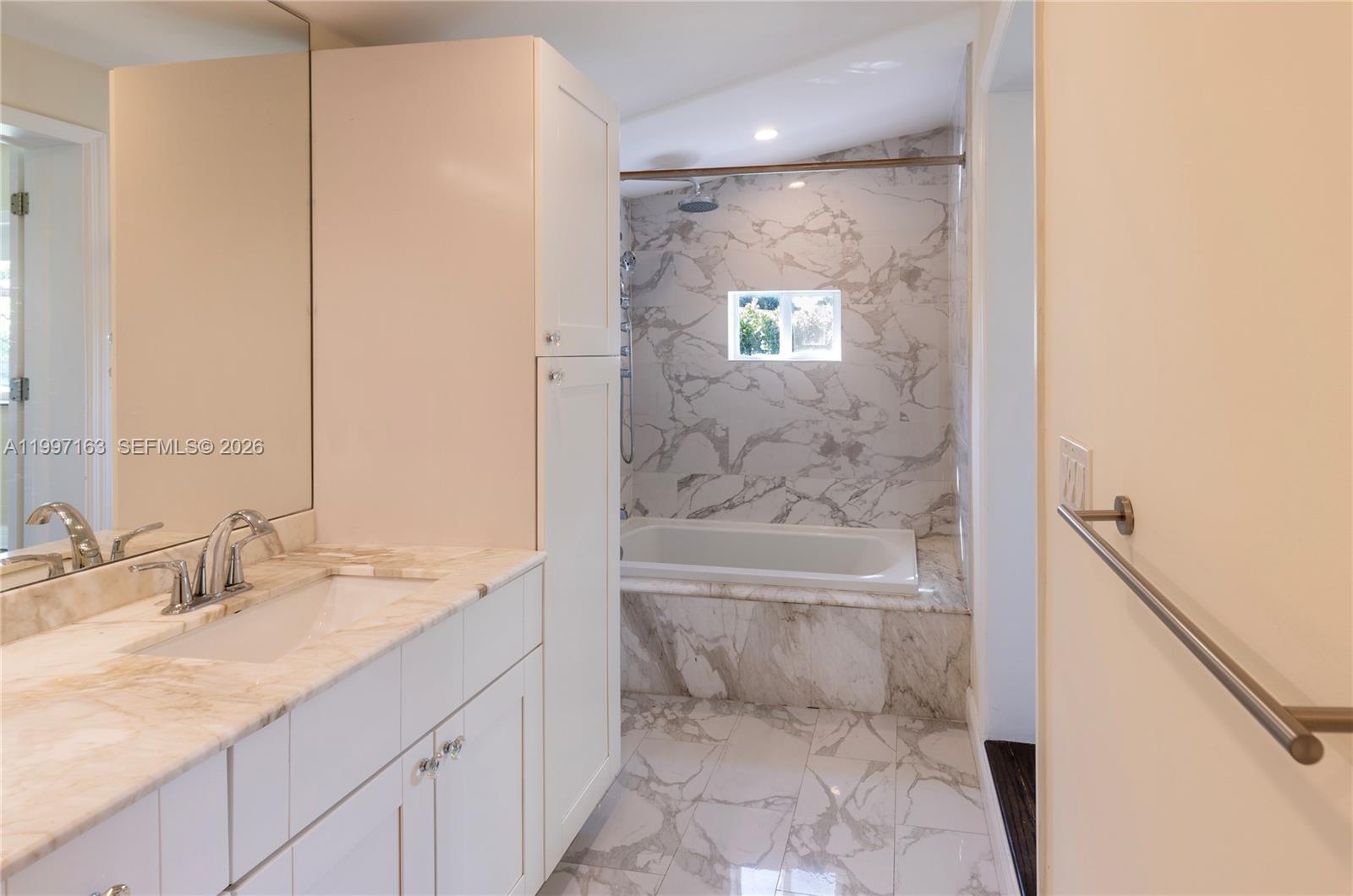 429 Deer Run Miami Springs, FL 33166 - Photo 30 of 41