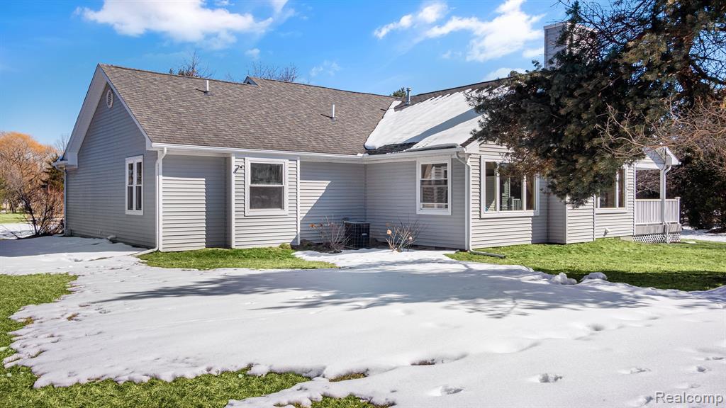 5206 Cochrane Road Almont, MI 48003 - Photo 5 of 49