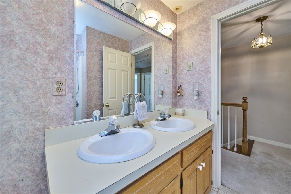 70 Harrington Road Framingham, MA 01701 - Photo 28 of 38