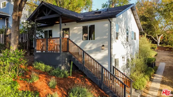 $1,678,000 | 4020 Clayton Avenue, Los Angeles, CA 90027