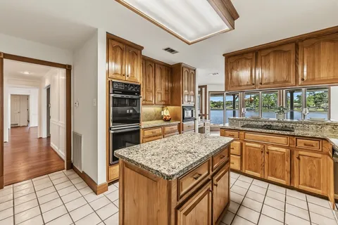 $599,000 | 2008 Wickersham Drive, Huntsville, TX 77340