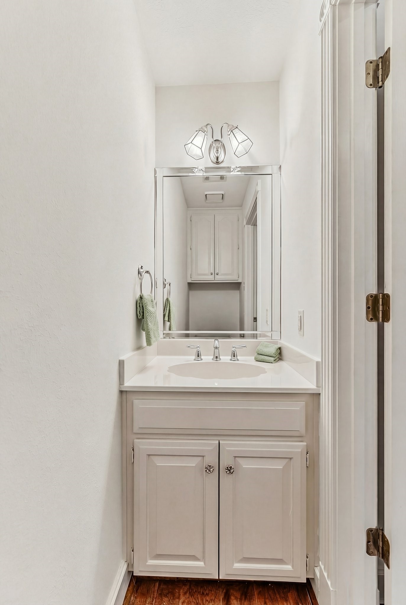 2008 Wickersham Drive Huntsville, TX 77340 - Photo 32 of 44 Downstairs, Half Bathroom.