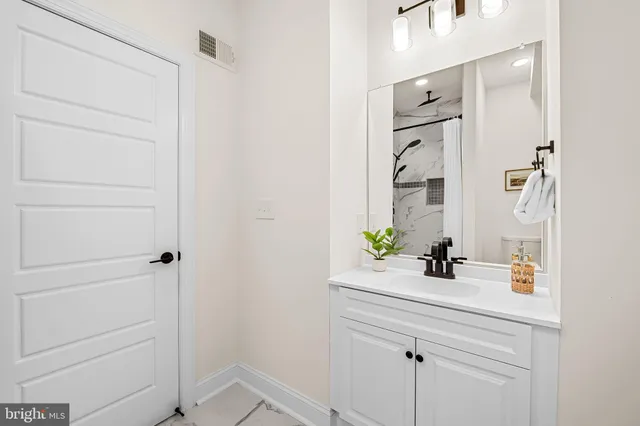 $4,100 | 1724 South Hanover Street, Baltimore, MD 21230