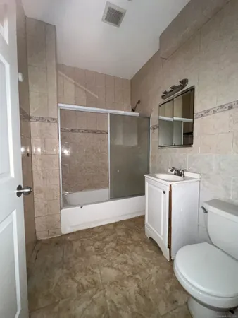 $2,200 | 45 Ridge Avenue, Bridgeport, CT 06604