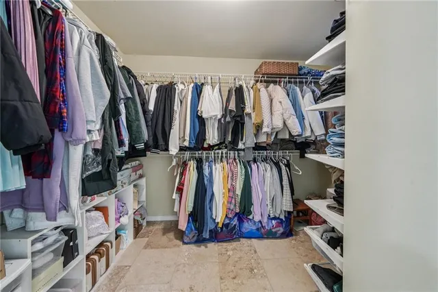 $599,000 | 342 Breezewood Court, Suwanee, GA 30024