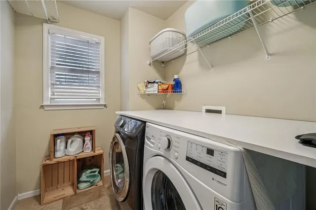 $599,000 | 342 Breezewood Court, Suwanee, GA 30024