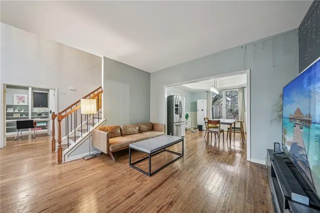 $599,000 | 342 Breezewood Court, Suwanee, GA 30024