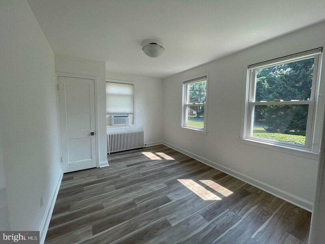 650 Walker Road Great Falls, VA 22066 - Photo 14 of 35 Bedroom #2