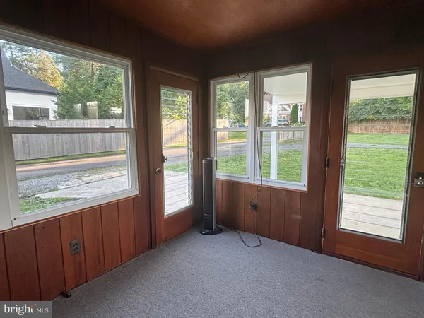 $749,900 | 650 Walker Road, Great Falls, VA 22066