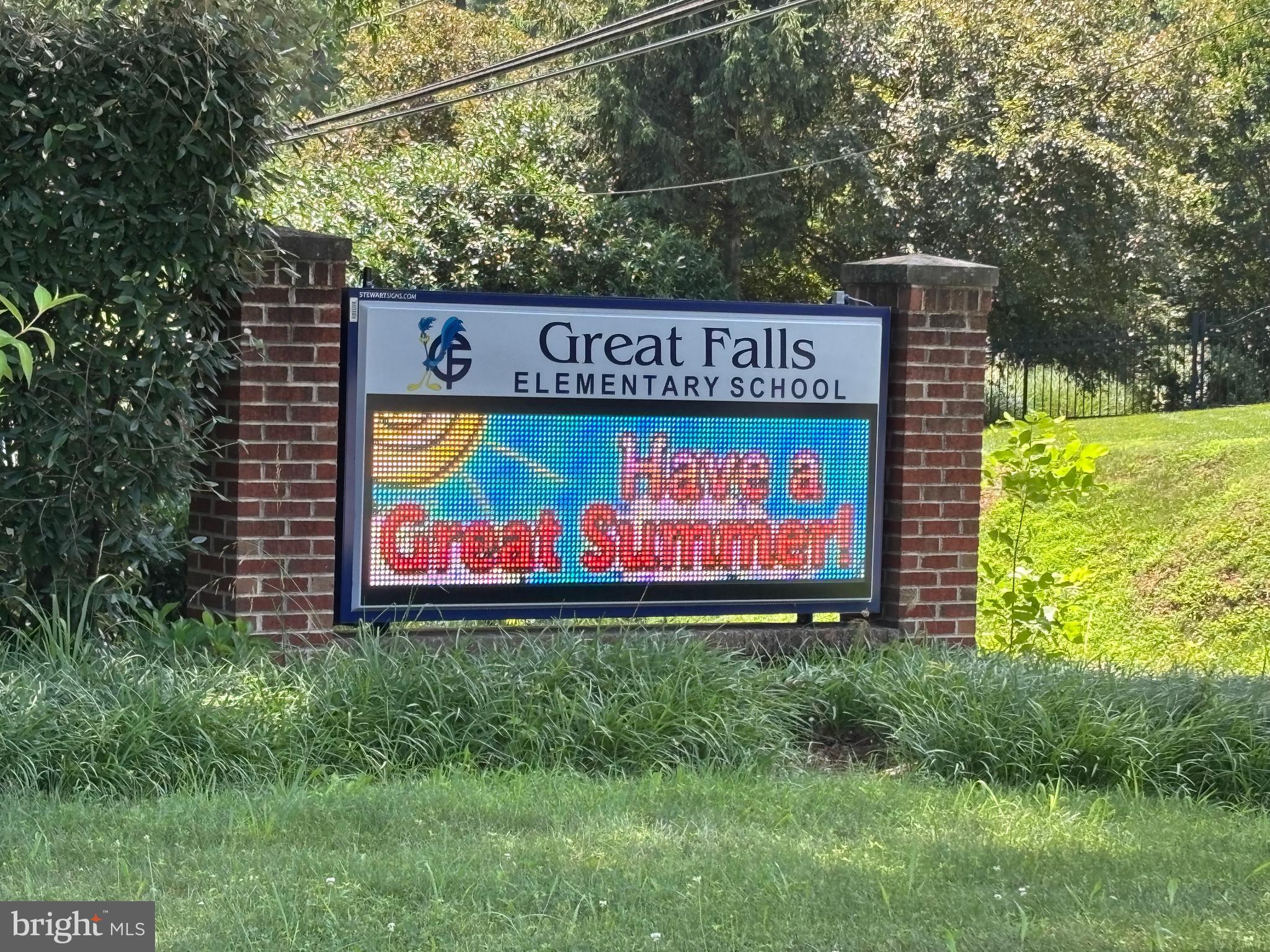 650 Walker Road Great Falls, VA 22066 - Photo 34 of 35 Great Falls Elementary School - across the street