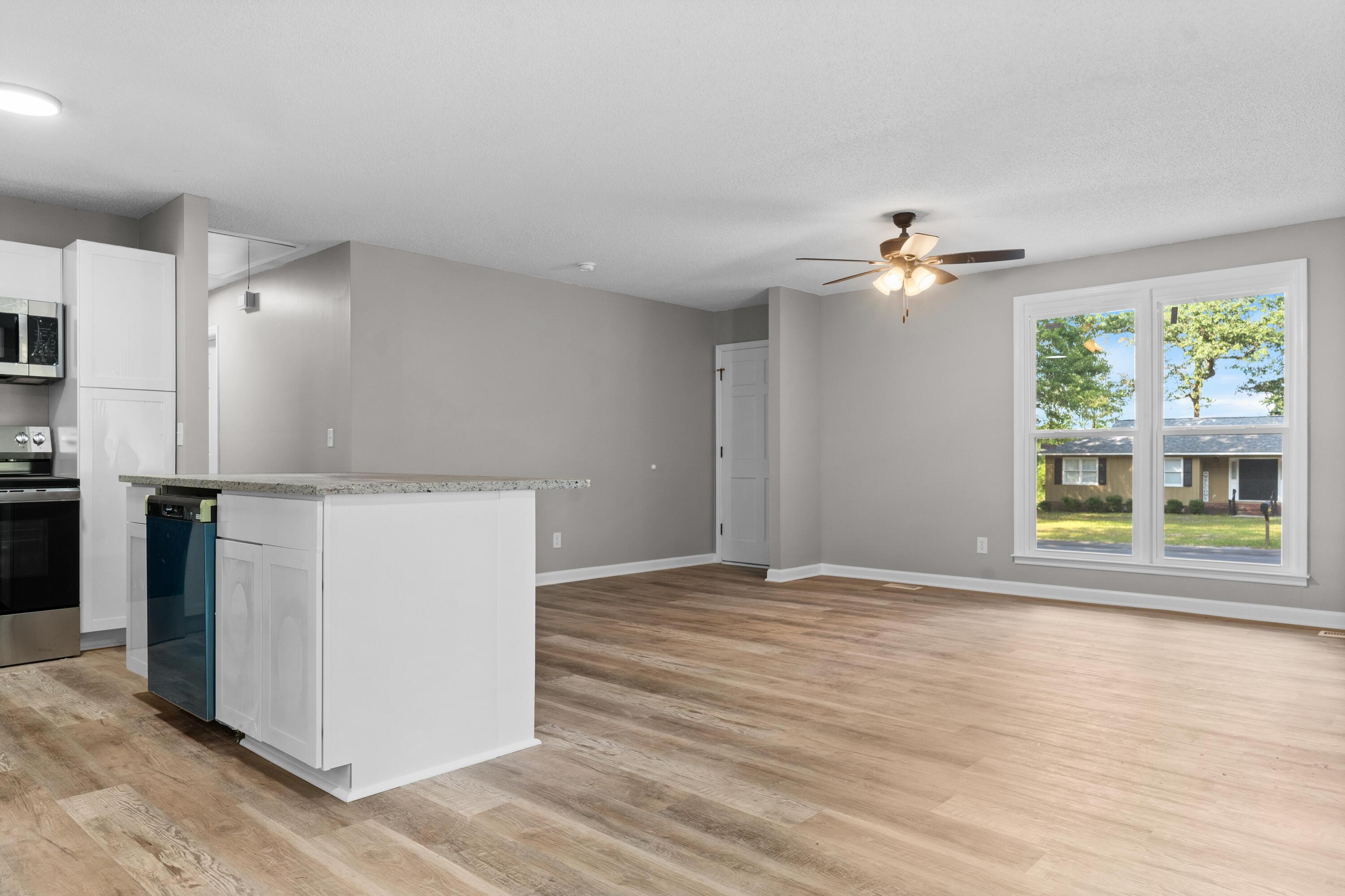 1231 Sheppard Road Orangeburg, SC 29118 - Photo 4 of 23 IMG_7613