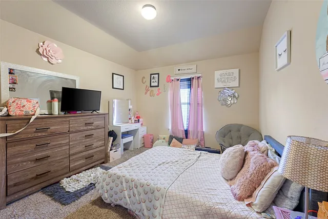 $3,100 | 111 Quail Meadow Drive, Conroe, TX 77384