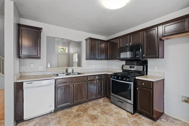 $1,850 | 14813 Falling Stone Lane, Pflugerville, TX 78660