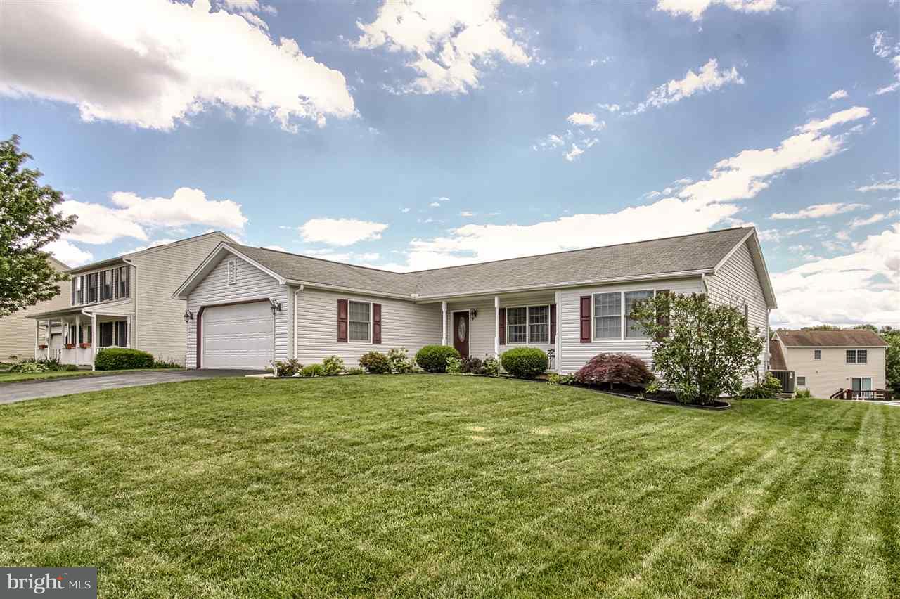 34 Wetherburn Road Enola, PA 17025 - Photo 2 of 25 Gallery Image 2