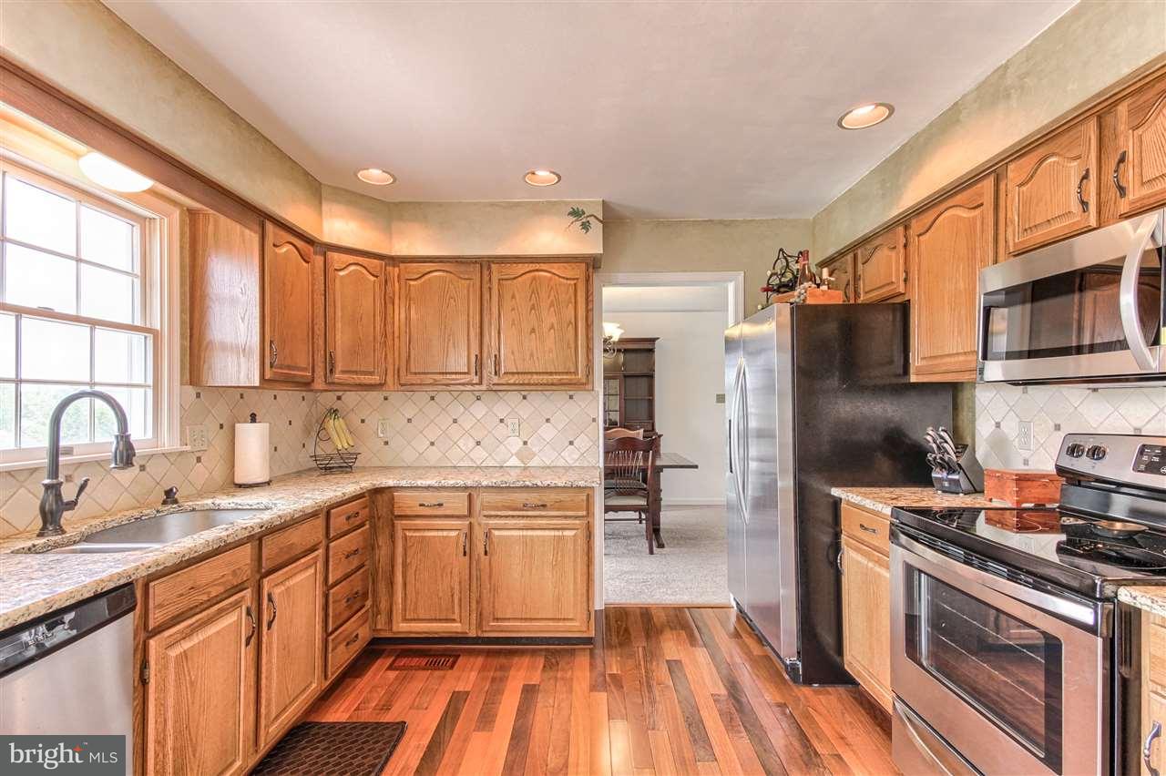 34 Wetherburn Road Enola, PA 17025 - Photo 8 of 25 Gallery Image 8