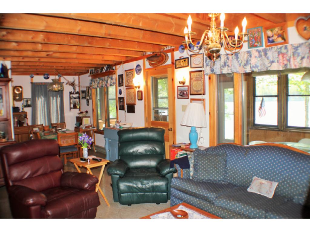1813 Peacham Pond Road Peacham, VT 05658 - Photo 15 of 17 Gallery Image 15