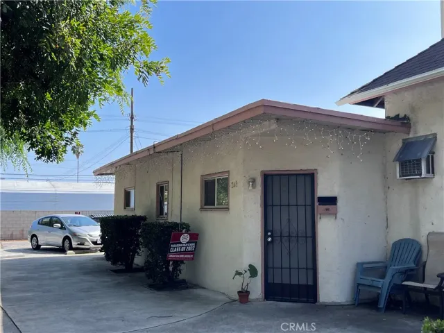 a view of a car garage