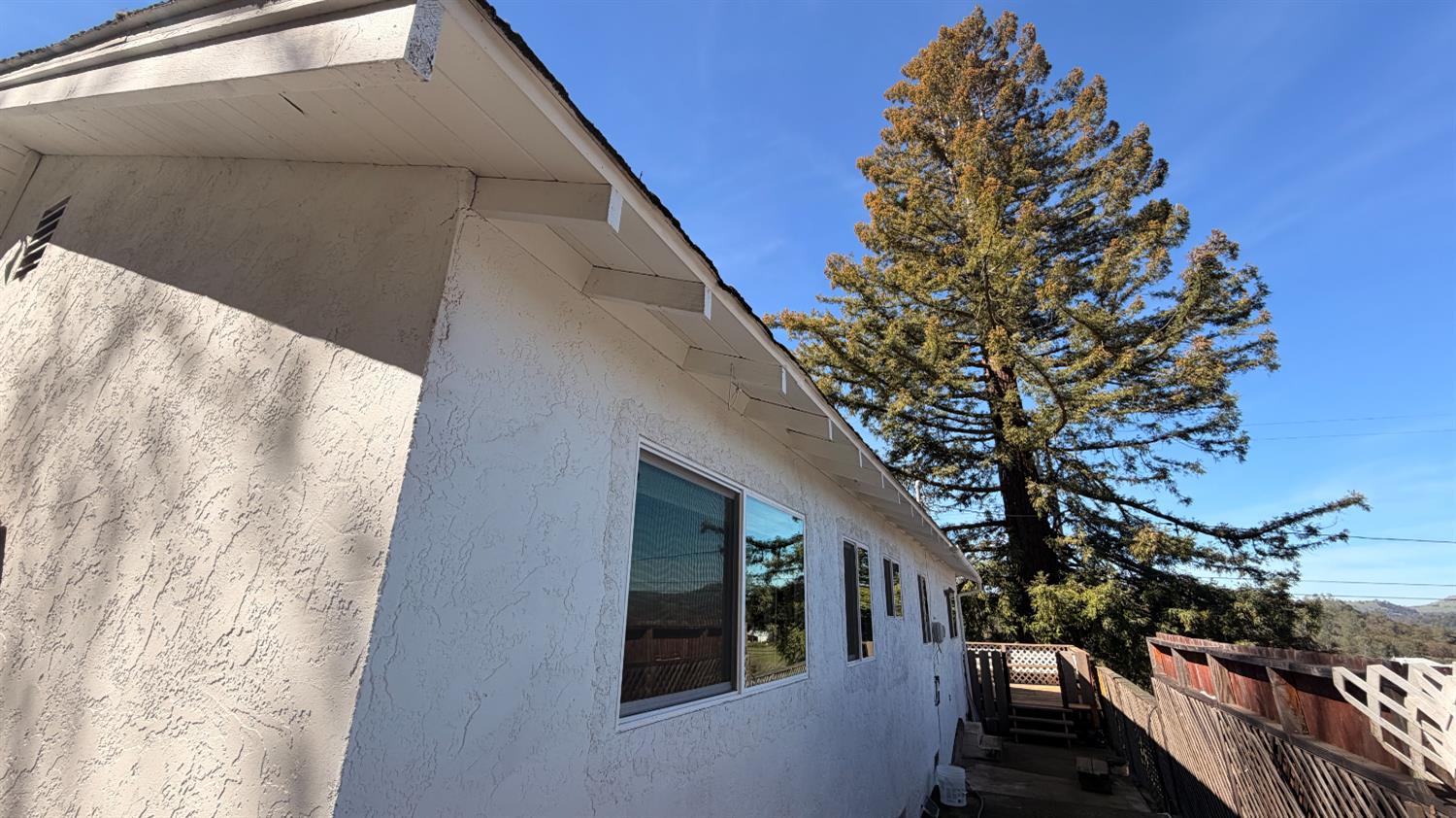 553 Russells Road San Andreas, CA 95249 - Photo 31 of 31 a view of balcony