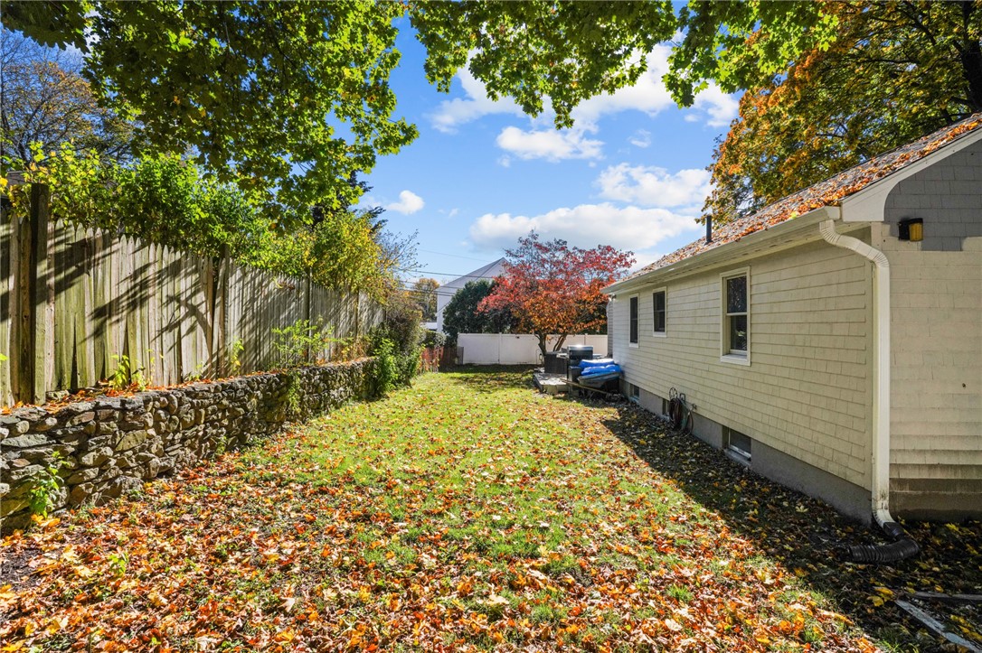 1999 Mendon Road Cumberland, RI 02864 - Photo 24 of 26 Gallery Image 24