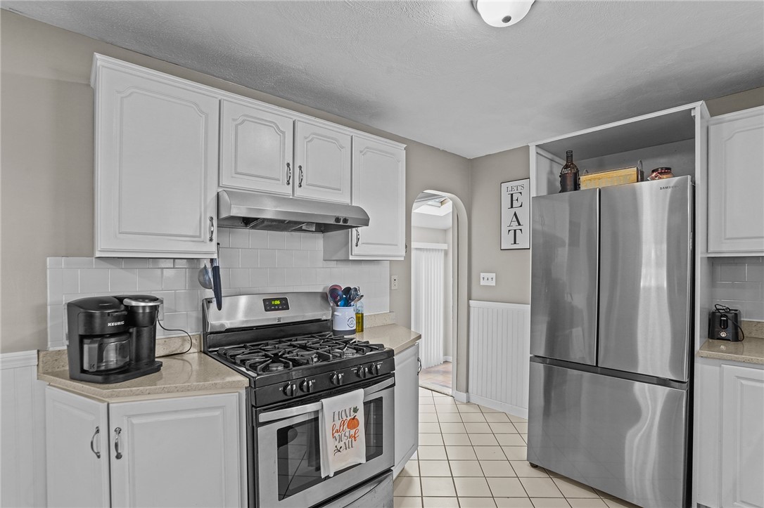 1999 Mendon Road Cumberland, RI 02864 - Photo 10 of 26 Gallery Image 10