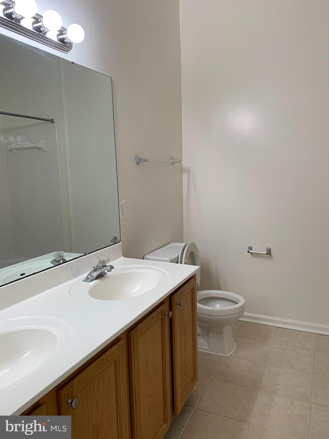 43171 Gatwick Square Ashburn, VA 20147 - Photo 13 of 28