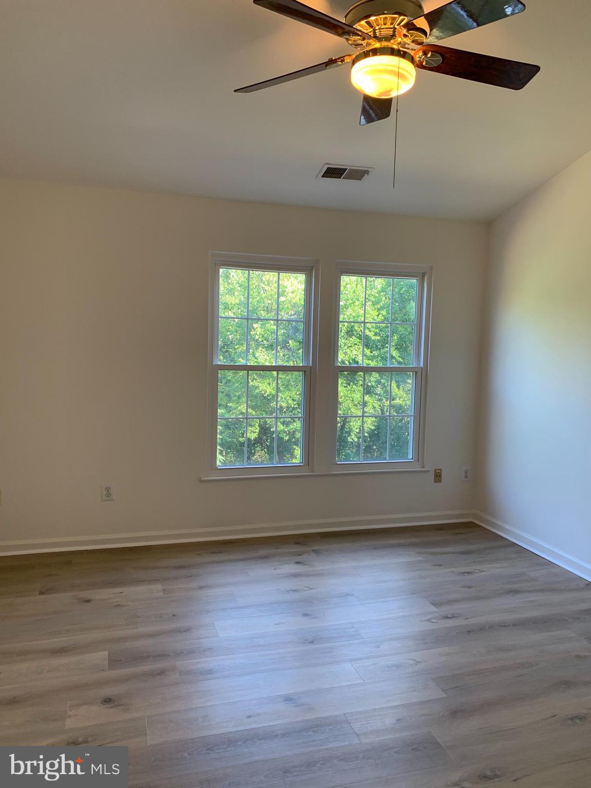 43171 Gatwick Square Ashburn, VA 20147 - Photo 17 of 28