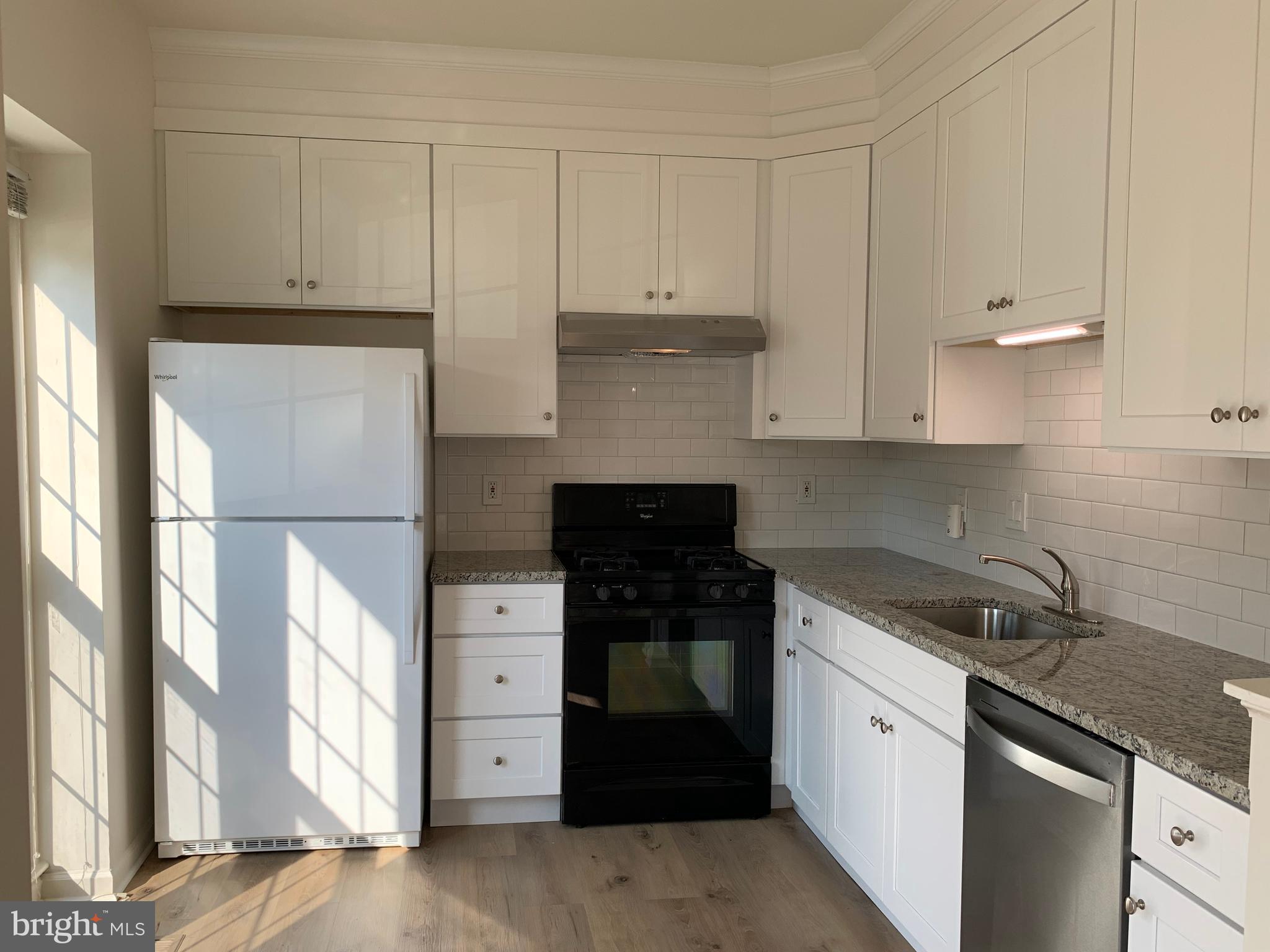 43171 Gatwick Square Ashburn, VA 20147 - Photo 2 of 28