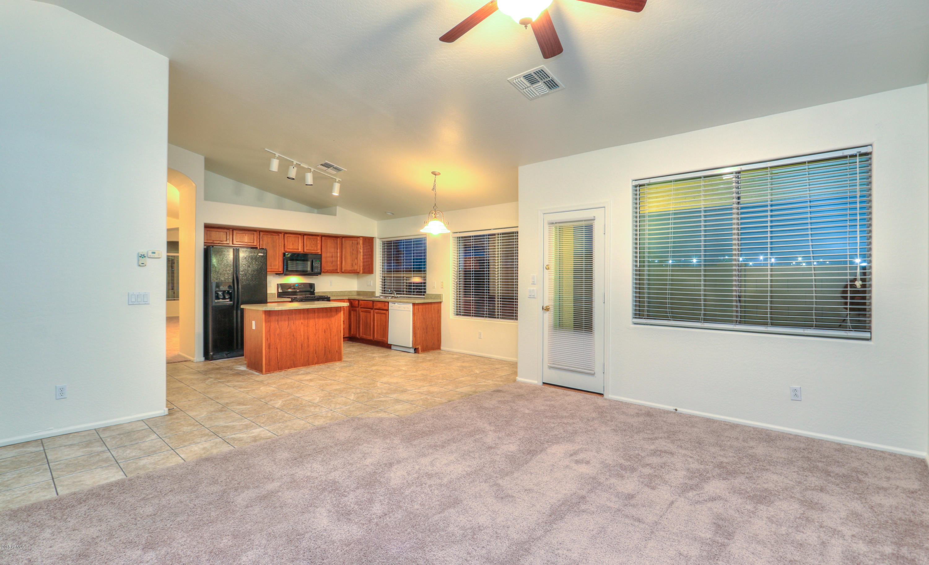 44753 West Applegate Road Maricopa, AZ 85139 - Photo 17 of 41 18