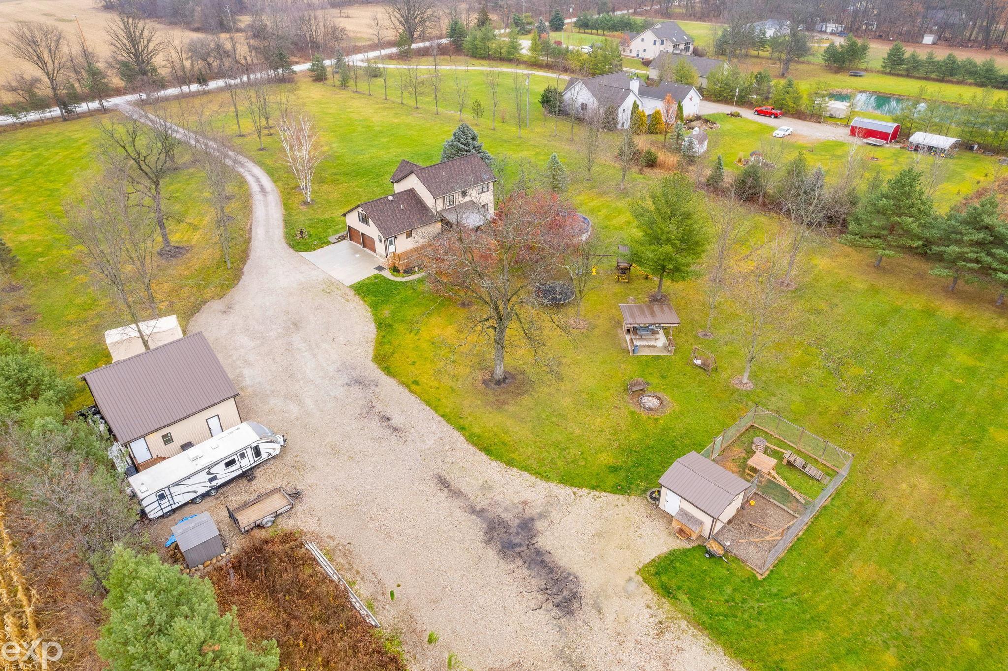 9735 Lambs Road Goodells, MI 48027 - Photo 31 of 94 50162109-ecfb0001-8743-4f0e-bc41-de00a974605a.JPG