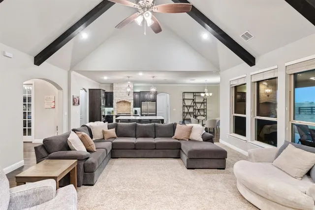 $4,500 | 251 Hlavek Road, Decatur, TX 76234