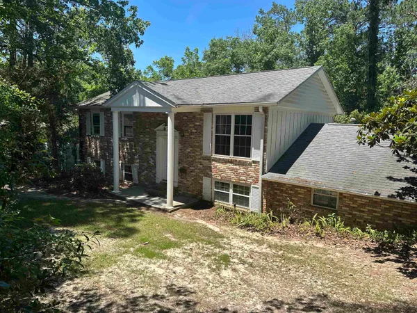 $2,500 | 2209 Gibbs Drive, Tallahassee, FL 32303