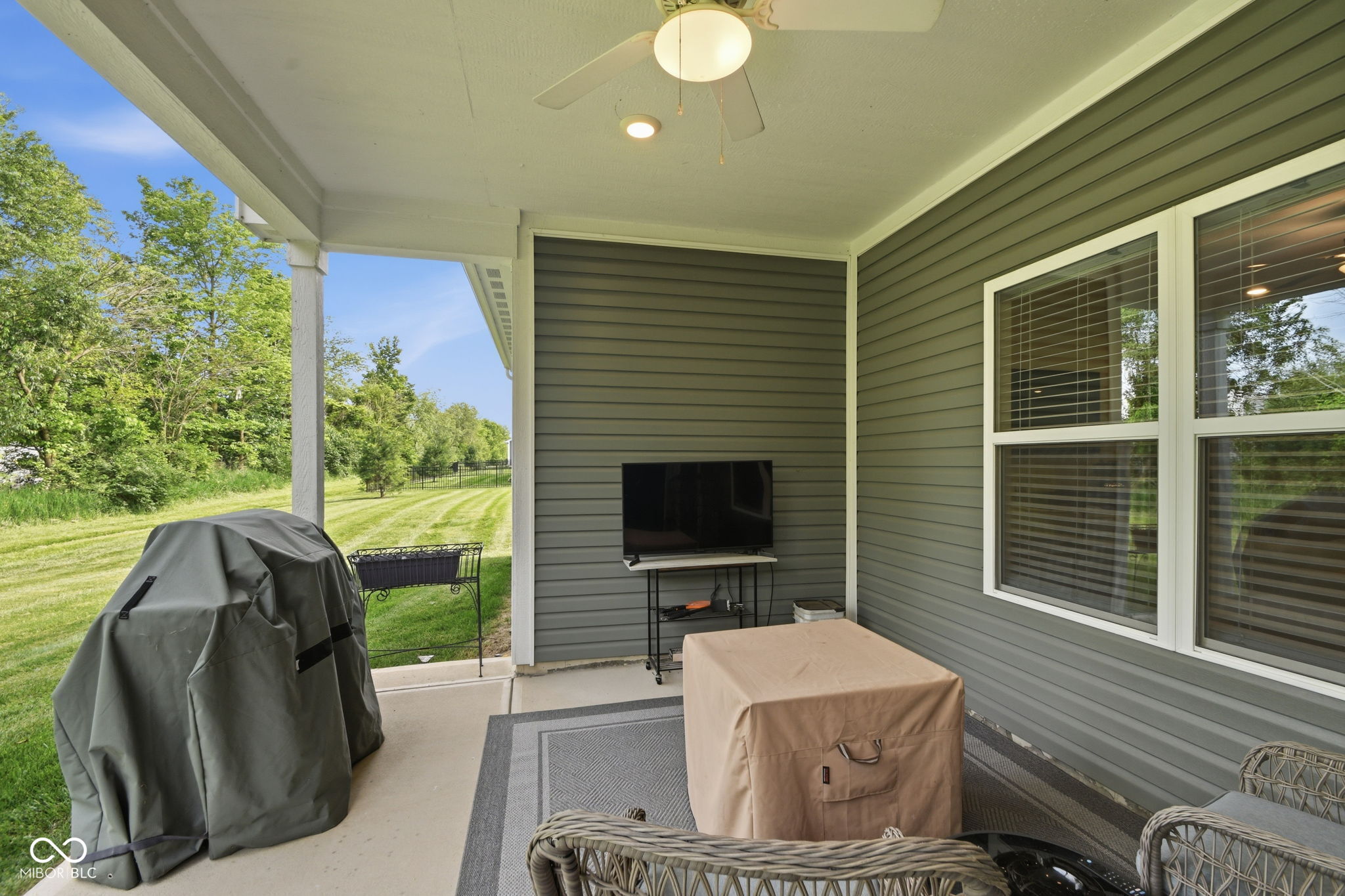 8244 Hulton Road Pendleton, IN 46064 - Photo 23 of 26