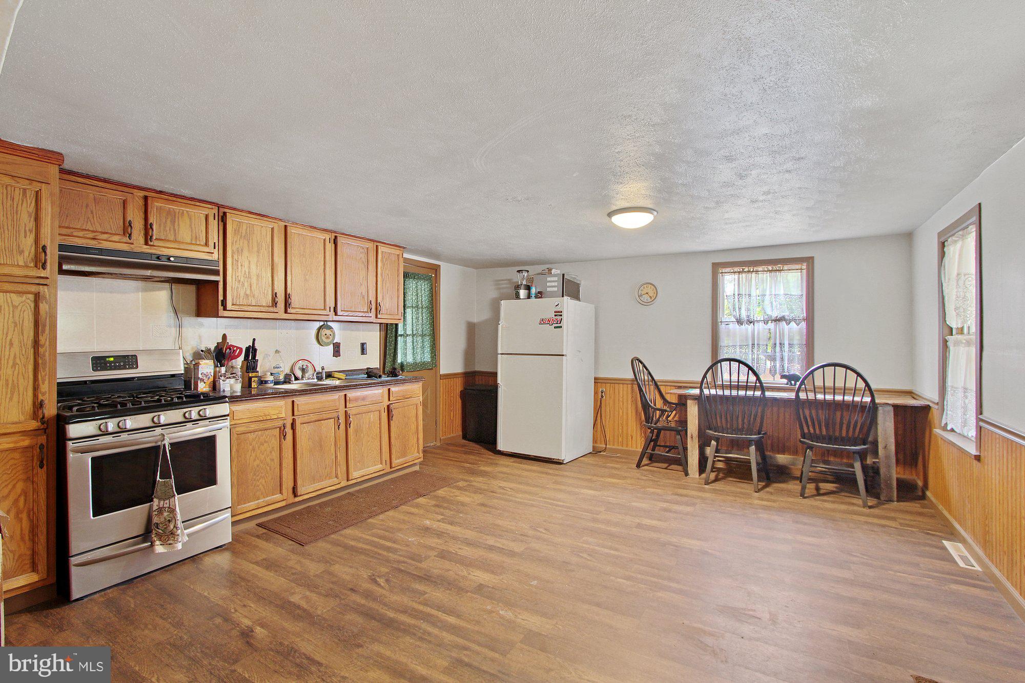 60 Burkholder Road Red Lion, PA 17356 - Photo 4 of 19