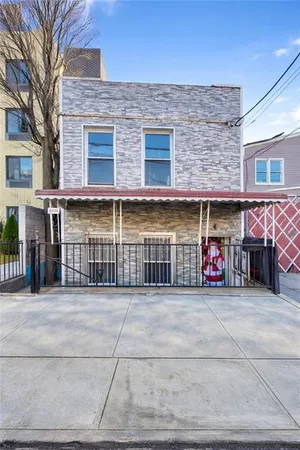 $1,118,888 | 2624 West 13th Street | Gravesend
