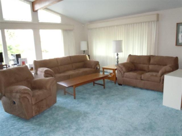10215 North Roanoke Road Spokane, WA 99218 - Photo 2 of 9
