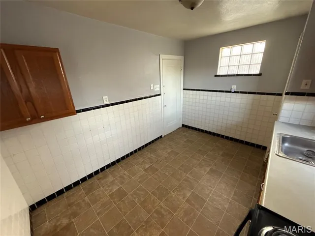 $92,500 | 8841 Jennings Station Road, Jennings, MO 63136