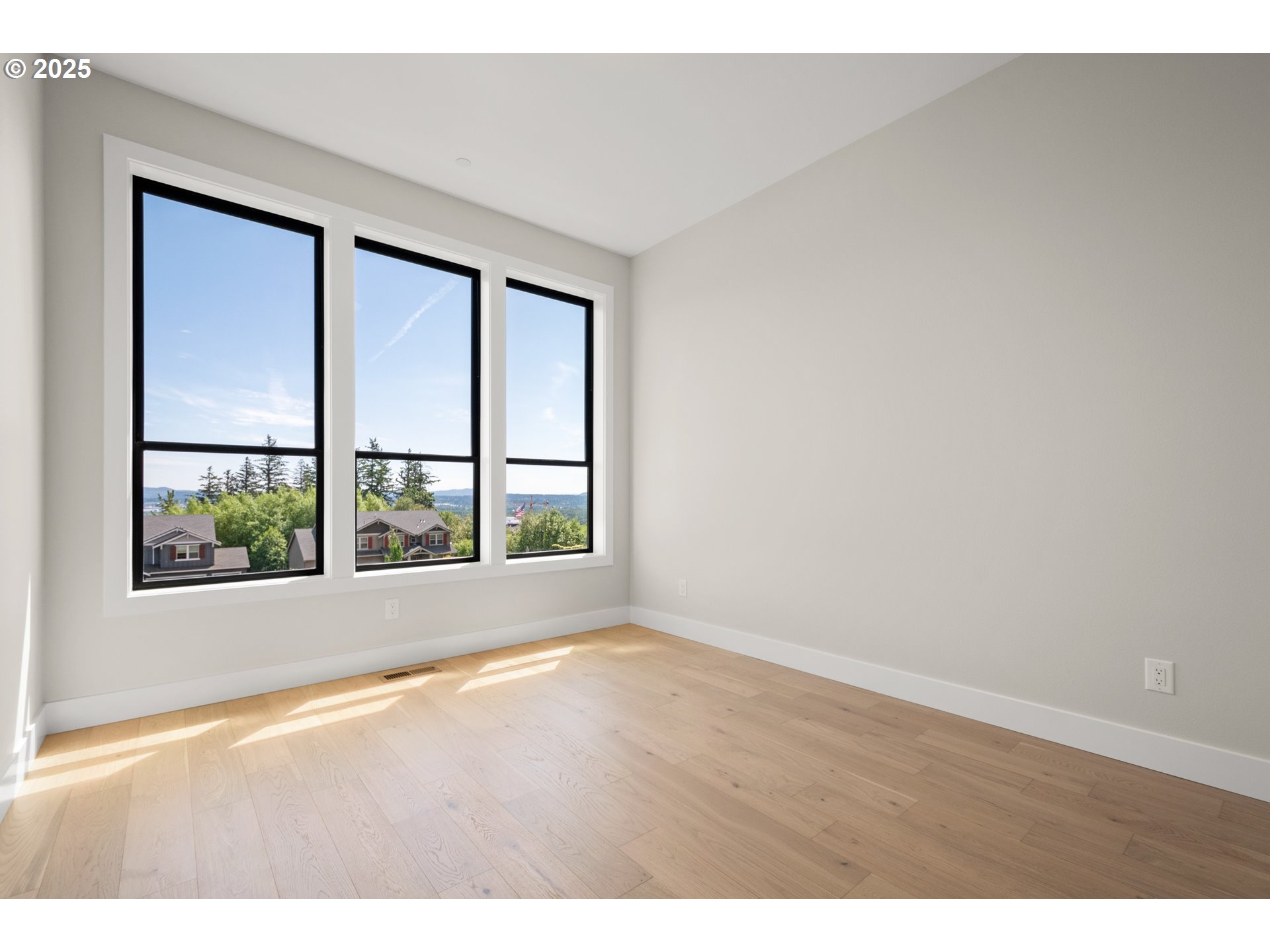 1669 Northwest Goodwin Street Camas, WA 98607 - Photo 19 of 47 Pantry