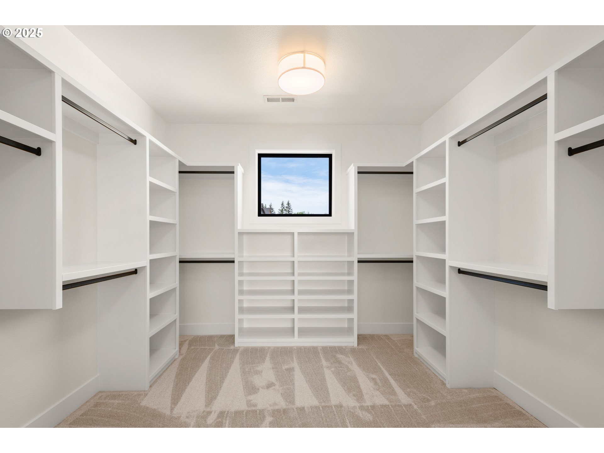 1669 Northwest Goodwin Street Camas, WA 98607 - Photo 34 of 47 Bedroom, Primary