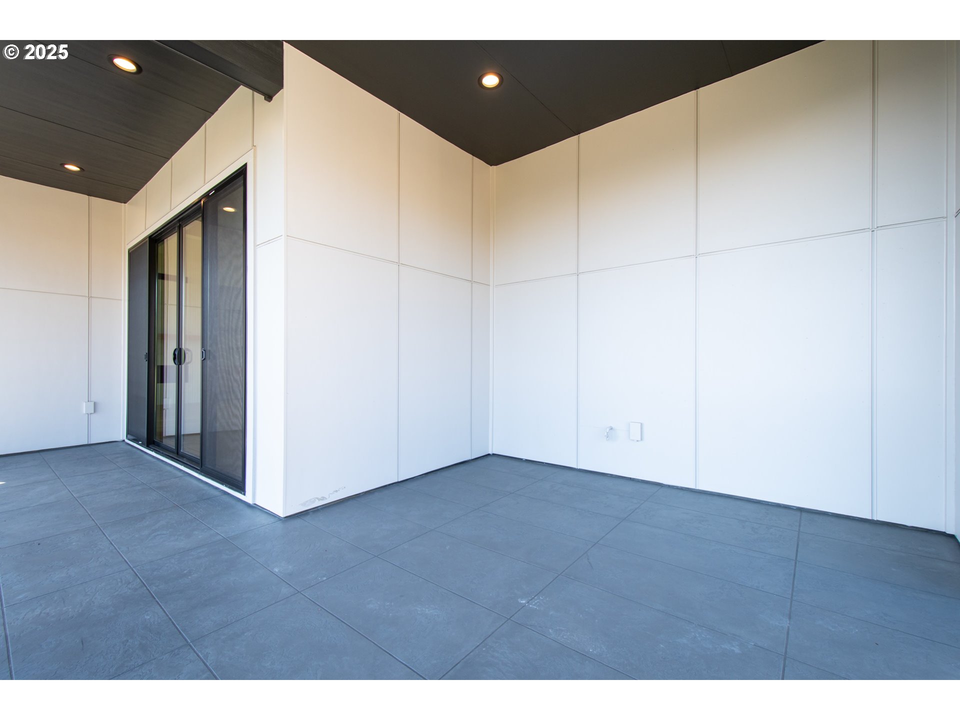 1669 Northwest Goodwin Street Camas, WA 98607 - Photo 40 of 47 Deck